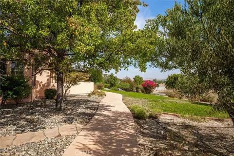 Exterior - 155 Via Del Salinas, Paso Robles, CA 93446 photo 6 of 12