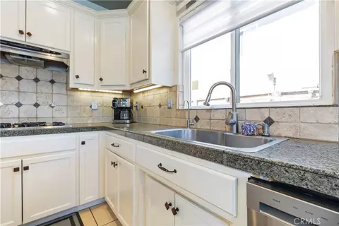 Kitchen - 2245 Vine St, Paso Robles, CA 93446 photo 3 of 7