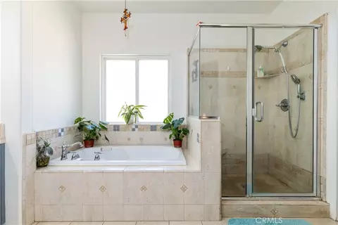 Bath - 2245 Vine St, Paso Robles, CA 93446 photo 3 of 5