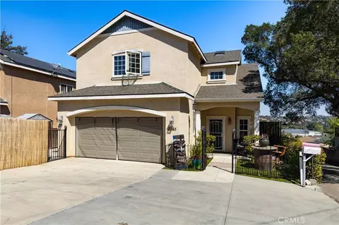 Exterior - 2245 Vine St, Paso Robles, CA 93446 photo 1 of 24