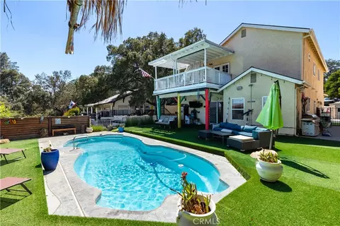 Exterior - 2245 Vine St, Paso Robles, CA 93446 photo 12 of 24