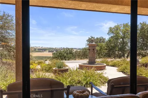 Exterior - 7485 Monterey, Paso Robles, CA 93446 photo 2 of 10
