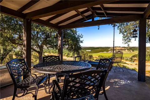 Exterior - 7485 Monterey, Paso Robles, CA 93446 photo 6 of 10