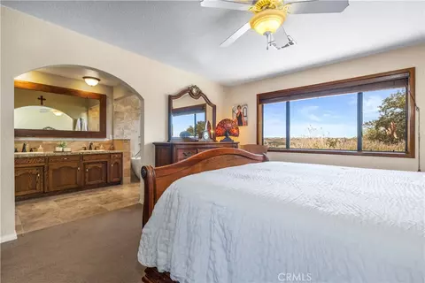 Bedroom - 7485 Monterey, Paso Robles, CA 93446 photo 1 of 4