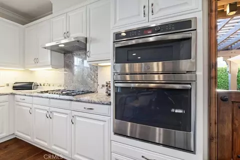 Kitchen - 1090 Muscat Ct, Templeton, CA 93465 photo 5 of 6