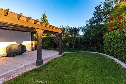 Exterior - 1090 Muscat Ct, Templeton, CA 93465 photo 1 of 10