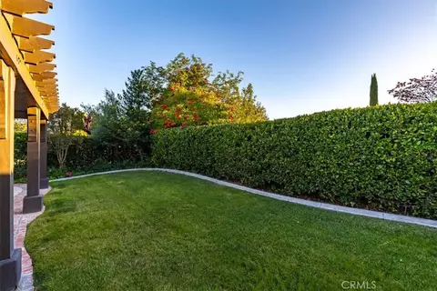 Exterior - 1090 Muscat Ct, Templeton, CA 93465 photo 2 of 10