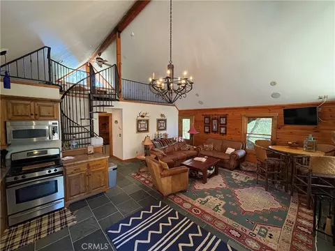 Living - 5765 Dago, Paso Robles, CA 93446 photo 1 of 3