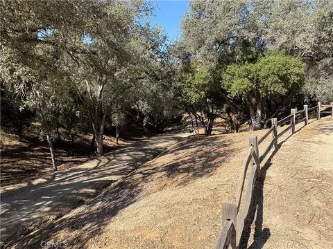 Exterior - 5765 Dago, Paso Robles, CA 93446 photo 10 of 12