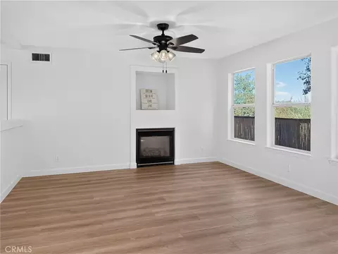 Living - 113 El Dorado Ct, Paso Robles, CA 93446 photo 3 of 5