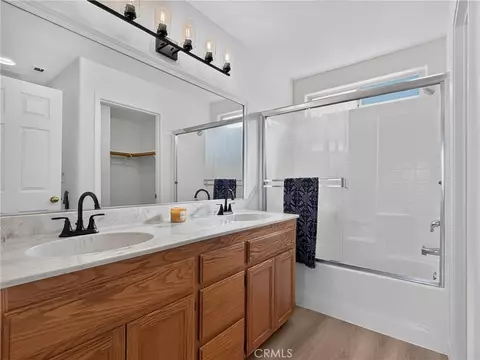 Bath - 113 El Dorado Ct, Paso Robles, CA 93446 photo 1 of 3