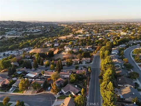 View/Area - 113 El Dorado Ct, Paso Robles, CA 93446 photo 5 of 7