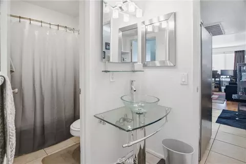 Bath - 3334 Harbor Cir #G, Paso Robles, CA 93446 photo 2 of 2