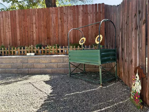 Exterior - 1738 Kings, Paso Robles, CA 93446 photo 5 of 19