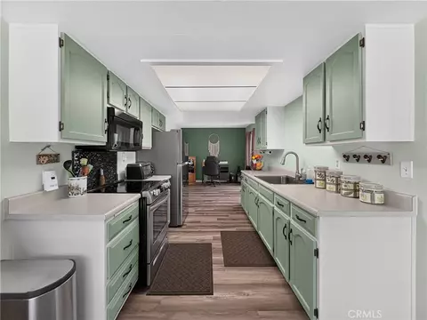 Kitchen - 1738 Kings, Paso Robles, CA 93446 photo 3 of 5