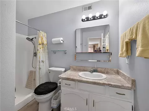 Bath - 1738 Kings, Paso Robles, CA 93446 photo 3 of 5