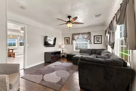 Living - 125 Capitol Hl, Paso Robles, CA 93446 photo 1 of 1
