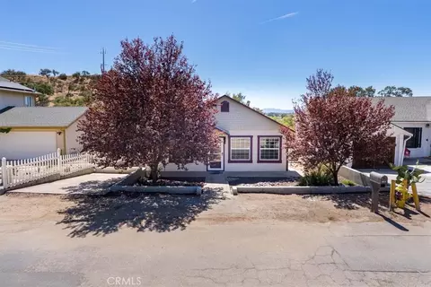 Exterior - 125 Capitol Hl, Paso Robles, CA 93446 photo 2 of 9