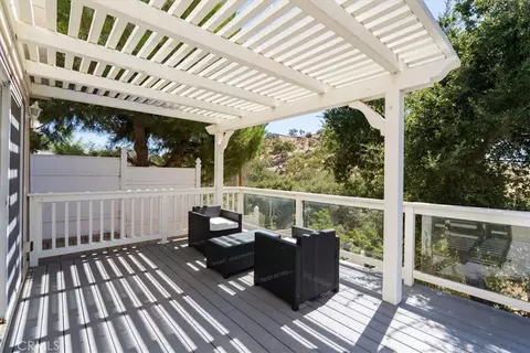 Exterior - 125 Capitol Hl, Paso Robles, CA 93446 photo 4 of 9