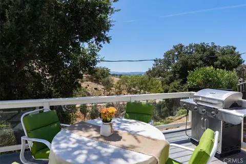 Exterior - 125 Capitol Hl, Paso Robles, CA 93446 photo 7 of 9