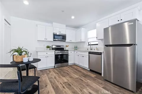 Kitchen - 457 Piney Way, Morro Bay, CA 93442 photo 6 of 11
