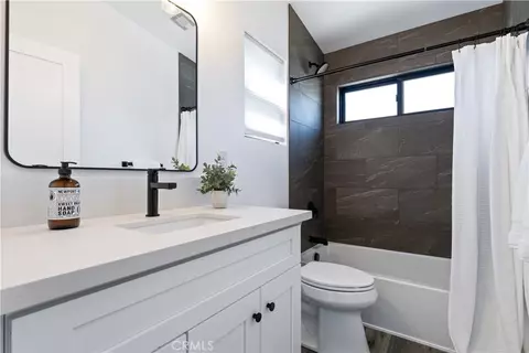 Bath - 457 Piney Way, Morro Bay, CA 93442 photo 4 of 7