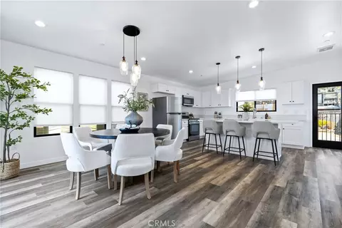 Dining - 457 Piney Way, Morro Bay, CA 93442 photo 1 of 3