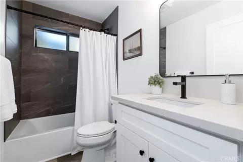 Bath - 457 Piney Way, Morro Bay, CA 93442 photo 1 of 7