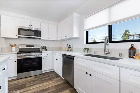 Kitchen - 457 Piney Way, Morro Bay, CA 93442 photo 4 of 11