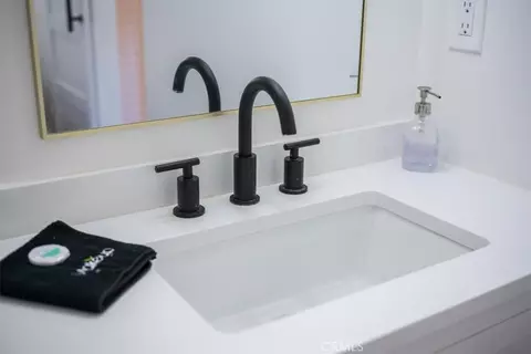 Bath - 503 Oak, Paso Robles, CA 93446 photo 14 of 16