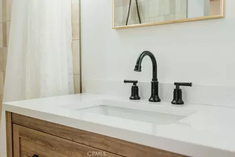 Bath - 503 Oak, Paso Robles, CA 93446 photo 7 of 16