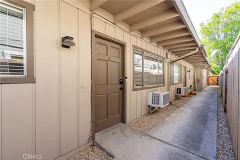 Entry Way - 1635 Pine, Paso Robles, CA 93446 photo 2 of 3