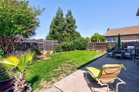 Exterior - 441 Kenton Ct, Paso Robles, CA 93446 photo 7 of 10
