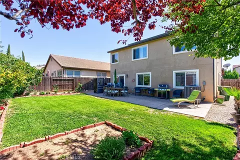 Exterior - 441 Kenton Ct, Paso Robles, CA 93446 photo 3 of 10