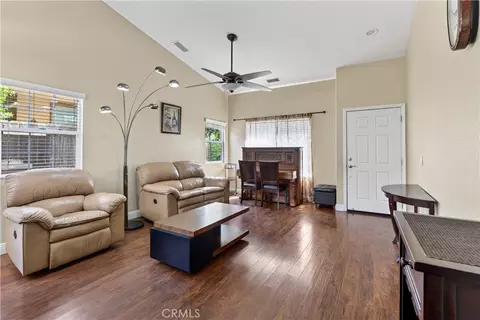 Living - 441 Kenton Ct, Paso Robles, CA 93446 photo 1 of 2