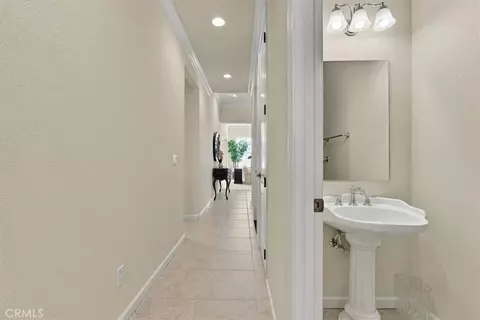 Entry Way - 904 Salida Del Sol, Paso Robles, CA 93446 photo 3 of 4