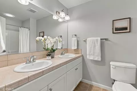 Bath - 538 Playa, Paso Robles, CA 93446 photo 4 of 5