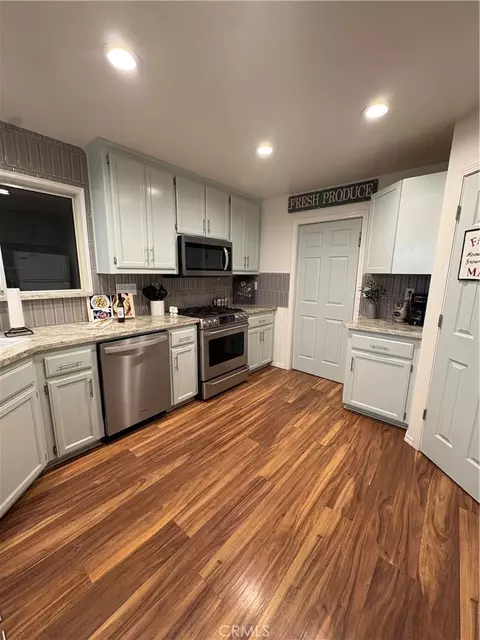 Kitchen - 8199 Plane Vw, Paso Robles, CA 93446 photo 3 of 4