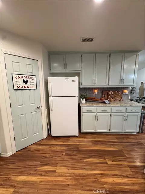 Kitchen - 8199 Plane Vw, Paso Robles, CA 93446 photo 4 of 4
