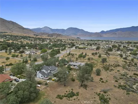 View/Area - 3512 Mccray, Mountain Mesa, CA 93240 photo 3 of 4
