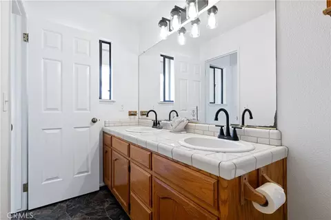 Bath - 4621 Ibis, Paso Robles, CA 93446 photo 3 of 3
