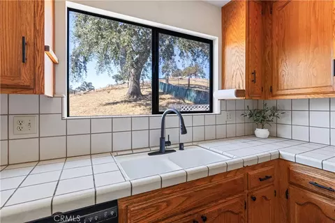 Kitchen - 4621 Ibis, Paso Robles, CA 93446 photo 1 of 5