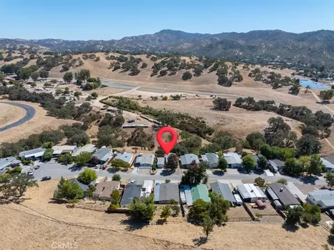 4398 Valley Ln, Paso Robles, CA 93446 photo 3