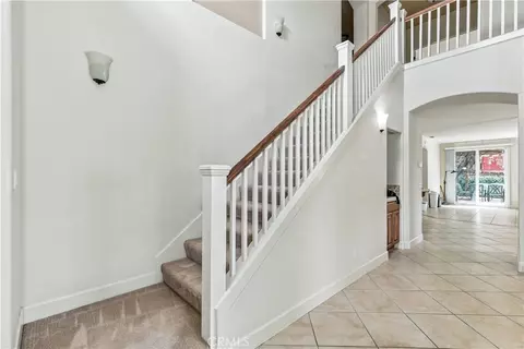 Entry Way - 82 Navajo, Paso Robles, CA 93446 photo 4 of 9