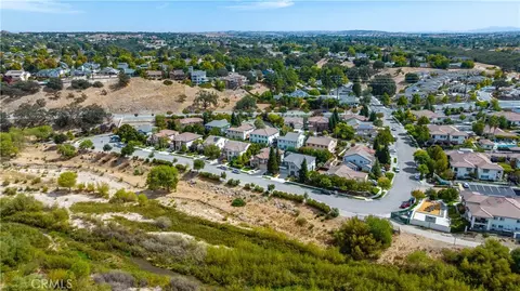 View/Area - 82 Navajo, Paso Robles, CA 93446 photo 5 of 6