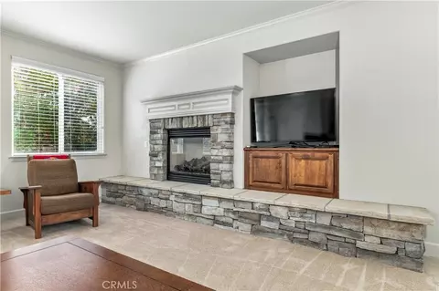 Living - 82 Navajo, Paso Robles, CA 93446 photo 5 of 6