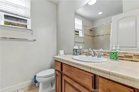 Bath - 82 Navajo, Paso Robles, CA 93446 photo 1 of 6