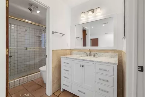 Bath - 6680 Linne, Paso Robles, CA 93446 photo 1 of 4