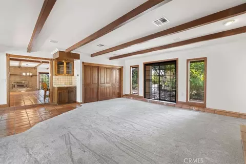 Living - 6680 Linne, Paso Robles, CA 93446 photo 3 of 4