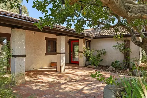 Exterior - 6680 Linne, Paso Robles, CA 93446 photo 4 of 17